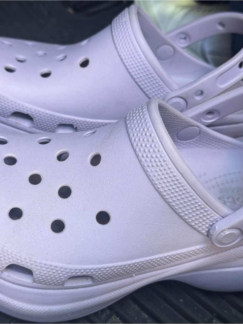 Classic womenen's Slip-On Croc in Light Lavender